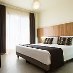 Palace 4* Μπιμπιόνε